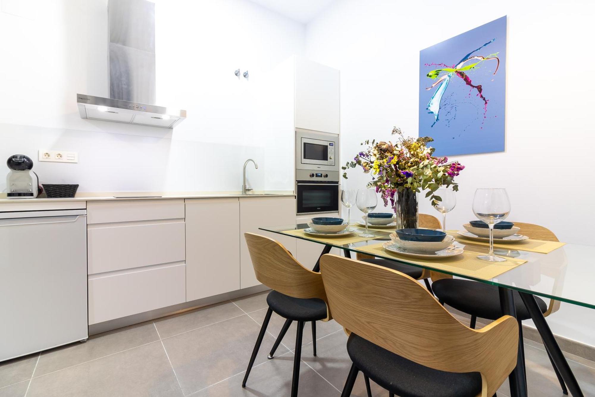 דירות Malaga Center Flat Mariblanca 12 Sun & Terrace Boutique חדר תמונה